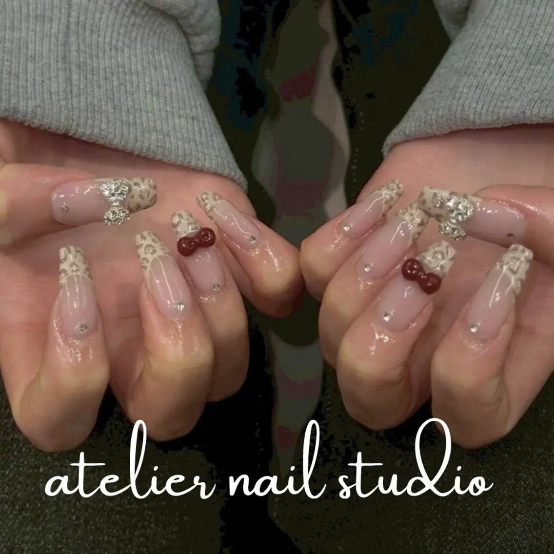 ネイル アニマル柄 アートネイル フレンチネイル ジェルネイル パラジェル ハンドネイル atelier nailstudioのネイルデザイン