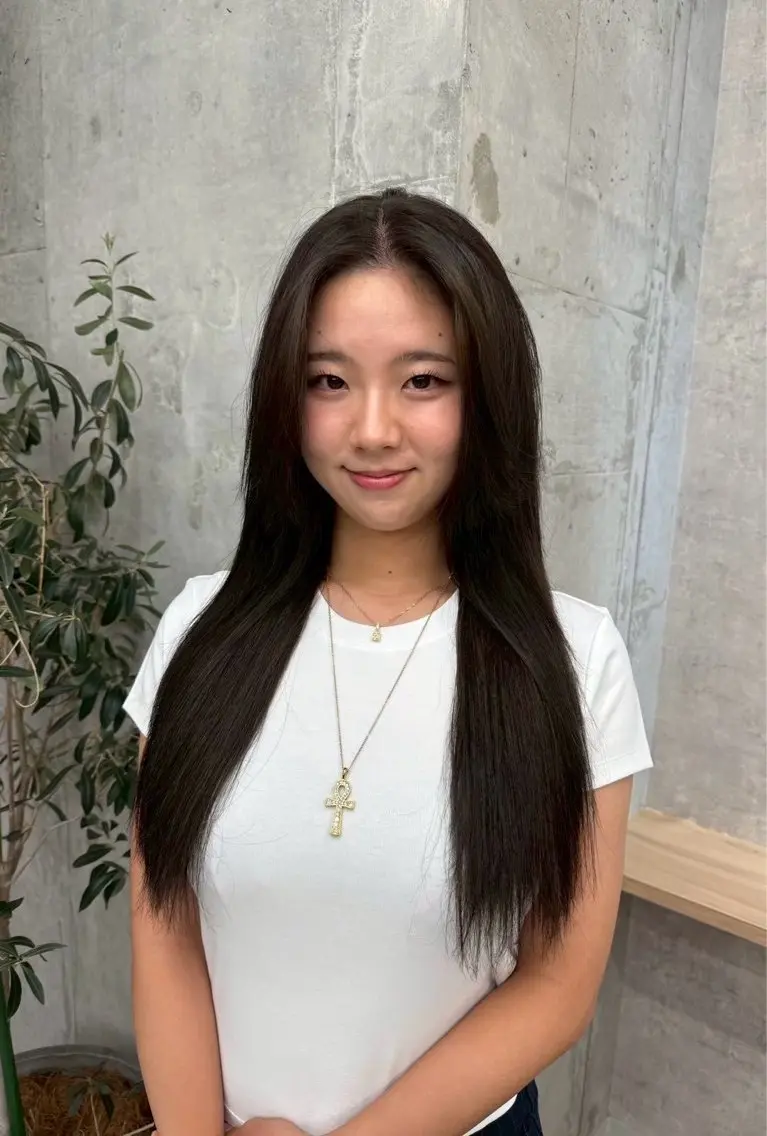 ロング カラー ヘアカラー 鷲見 成多郎のヘアスタイル