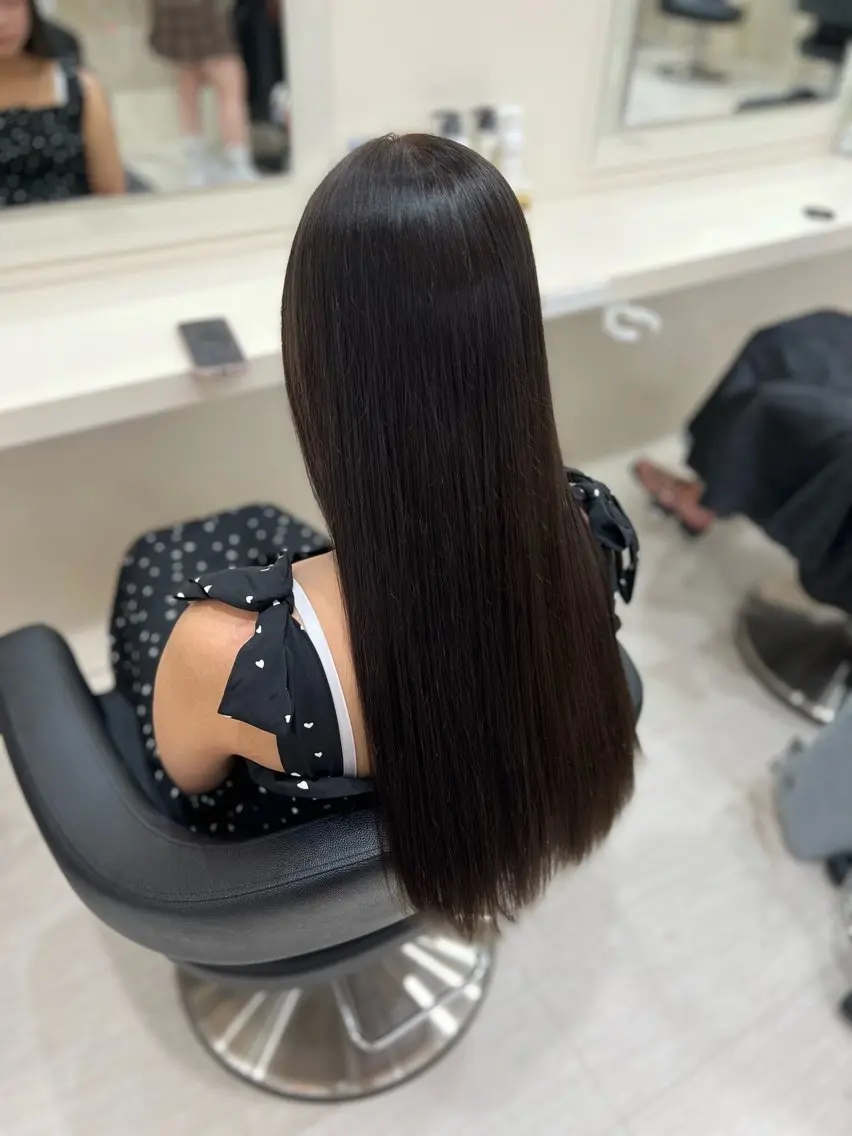 ロング カラー ヘアアレンジ 韓国レイヤー&ピンク 艶髪🩶maikoのヘアスタイル