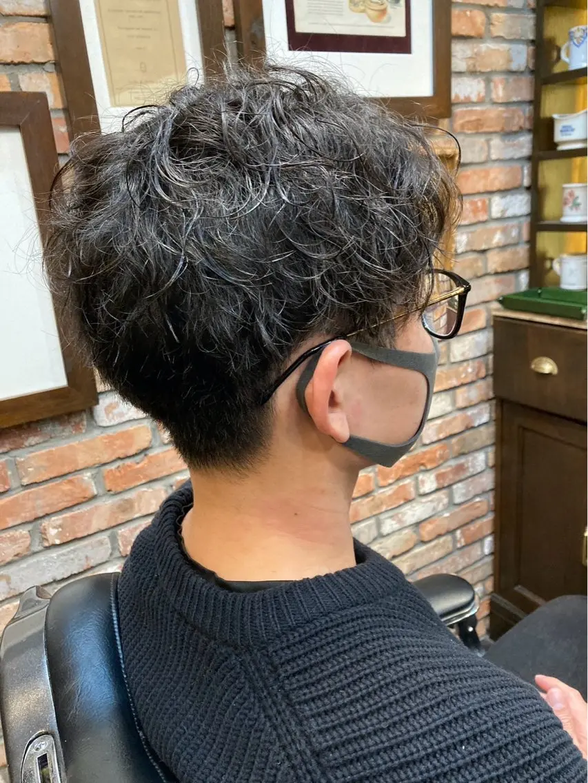 ミディアム 平井 沖昌のヘアスタイル
