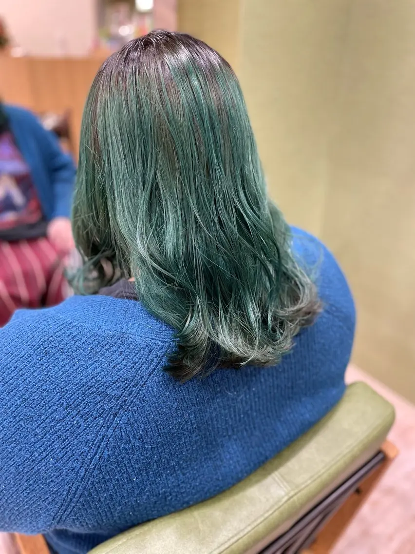 セミロング カラー カット ヘアカラー トリートメント 佐々木 美帆のヘアスタイル