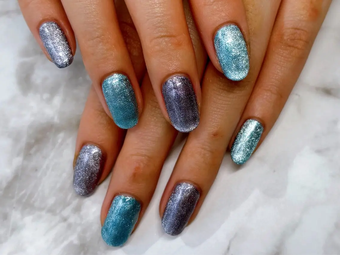 ネイル マグネットネイル Lani🌈Nail Konatsuのネイルデザイン