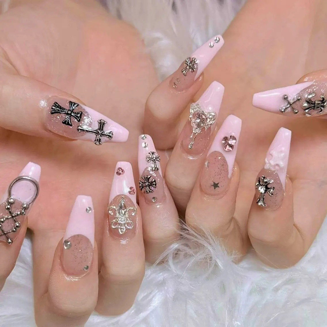 ネイル チークネイル 長さ出し フラッシュネイル フレンチネイル グラデーション ハンドネイル AN NAIL SALONのネイルデザイン