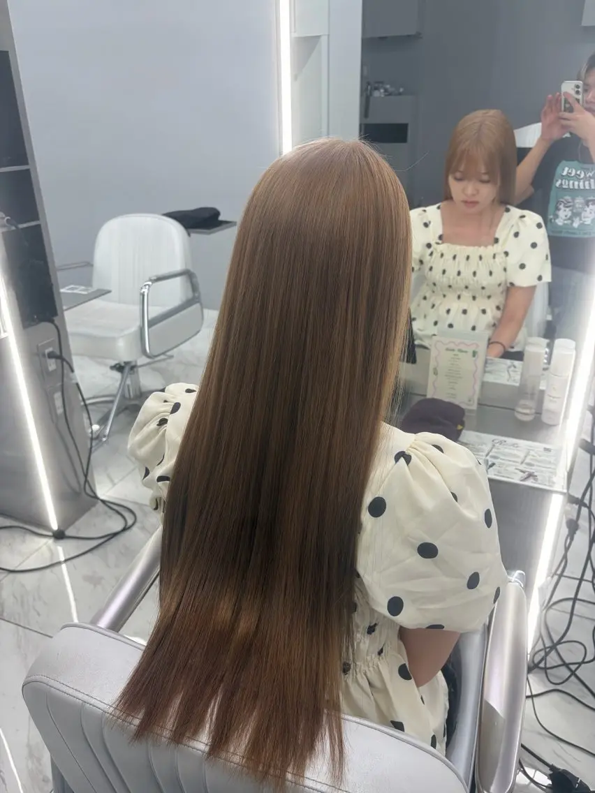 ロング ヘアカラー ハイトーン✖️ 縮毛矯正シュンペイのヘアスタイル