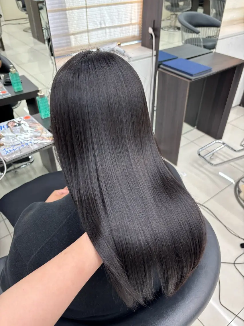 セミロング 縮毛矯正 縮毛矯正 髪質改善カラー✨ るな🕊🫧のヘアスタイル