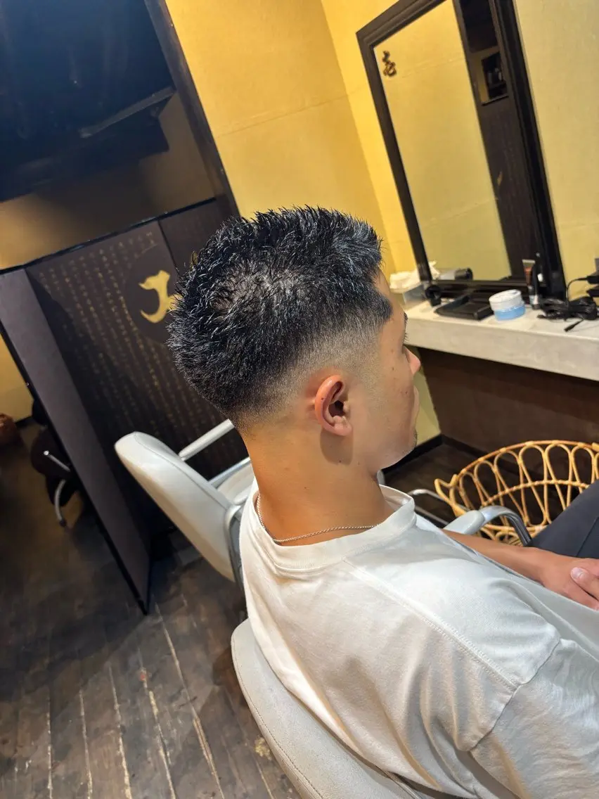 ショート メンズ ボウズ カット メンズカットモデル 中西弘樹のヘアスタイル