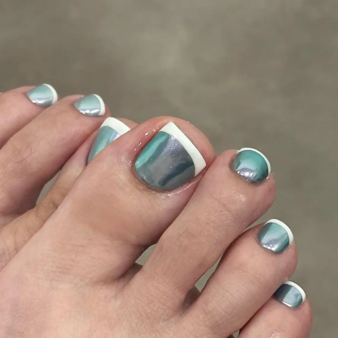 ネイル フレンチネイル ミラーネイル フットネイル sparkling mint_聖のネイルデザイン