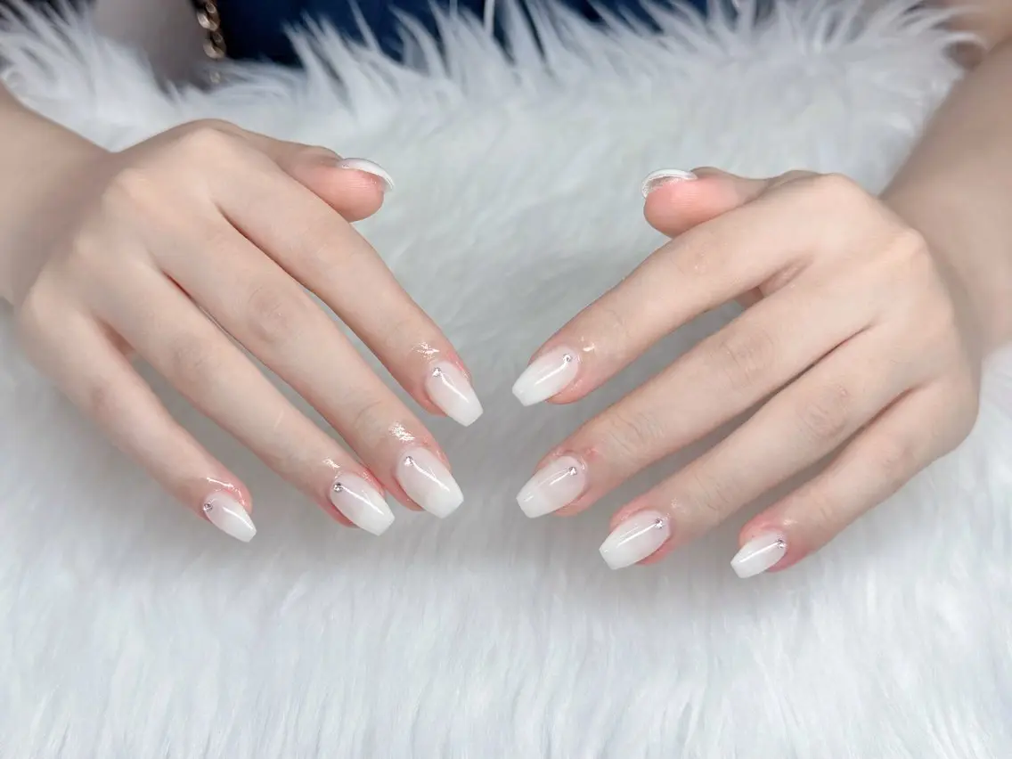 ショート 韓国風ヘア ハンドネイル GOHOUBI Nail 心斎橋店のネイルデザイン