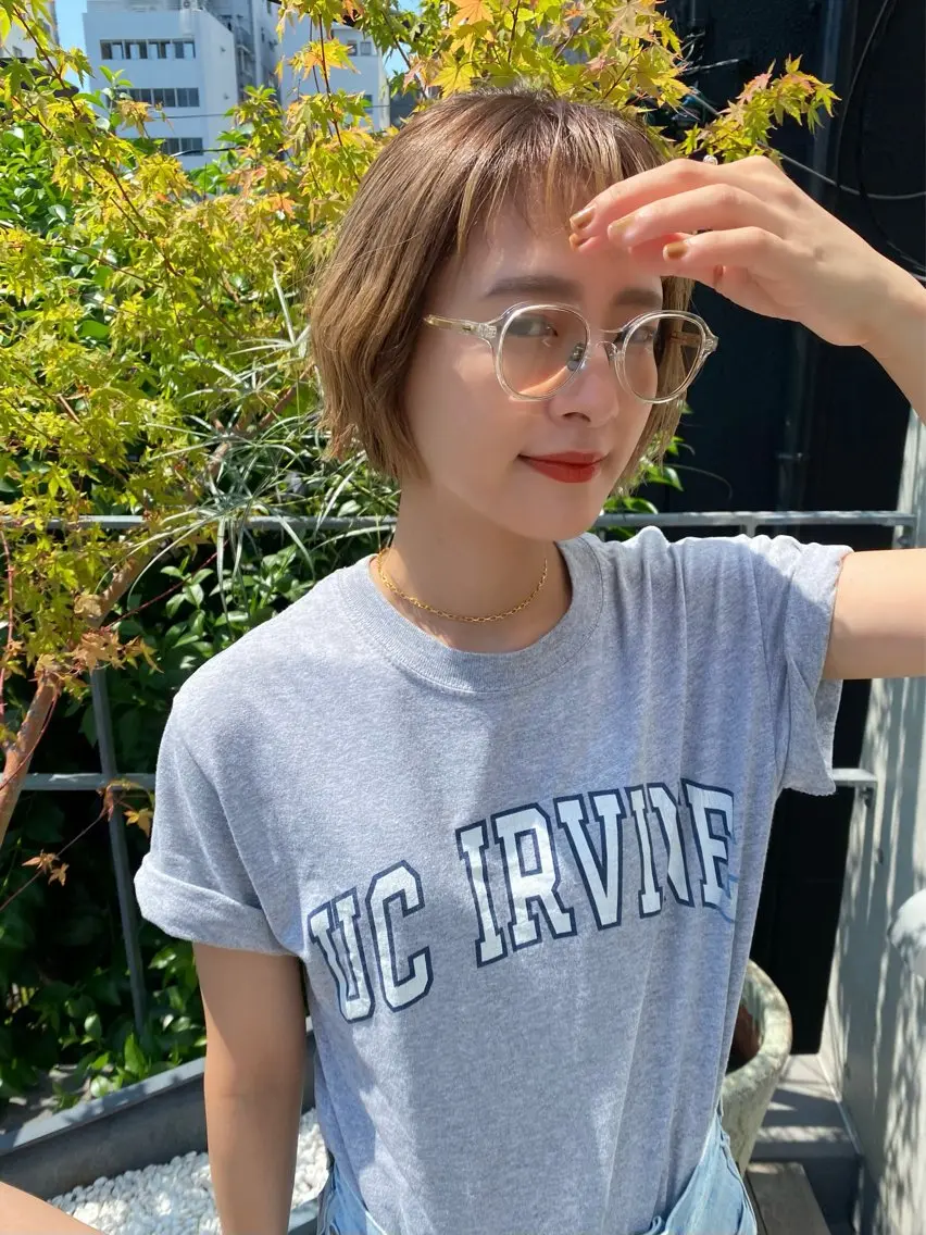 ショート カラー ハイトーンカラー ボブ カット ヘアカラー トリートメント 似合わせカット レイヤー/ボブのヘアスタイル