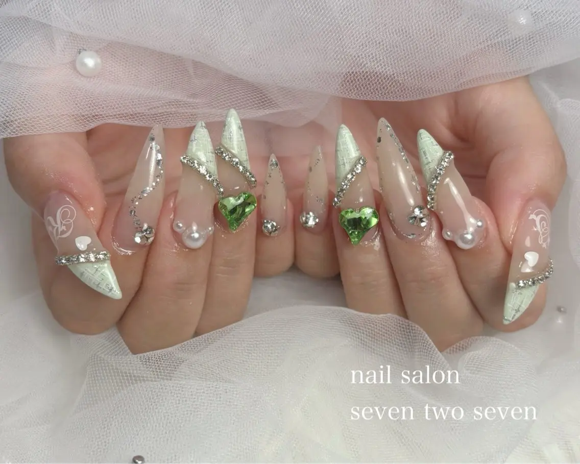ネイル ハンドネイル 727 nailのネイルデザイン