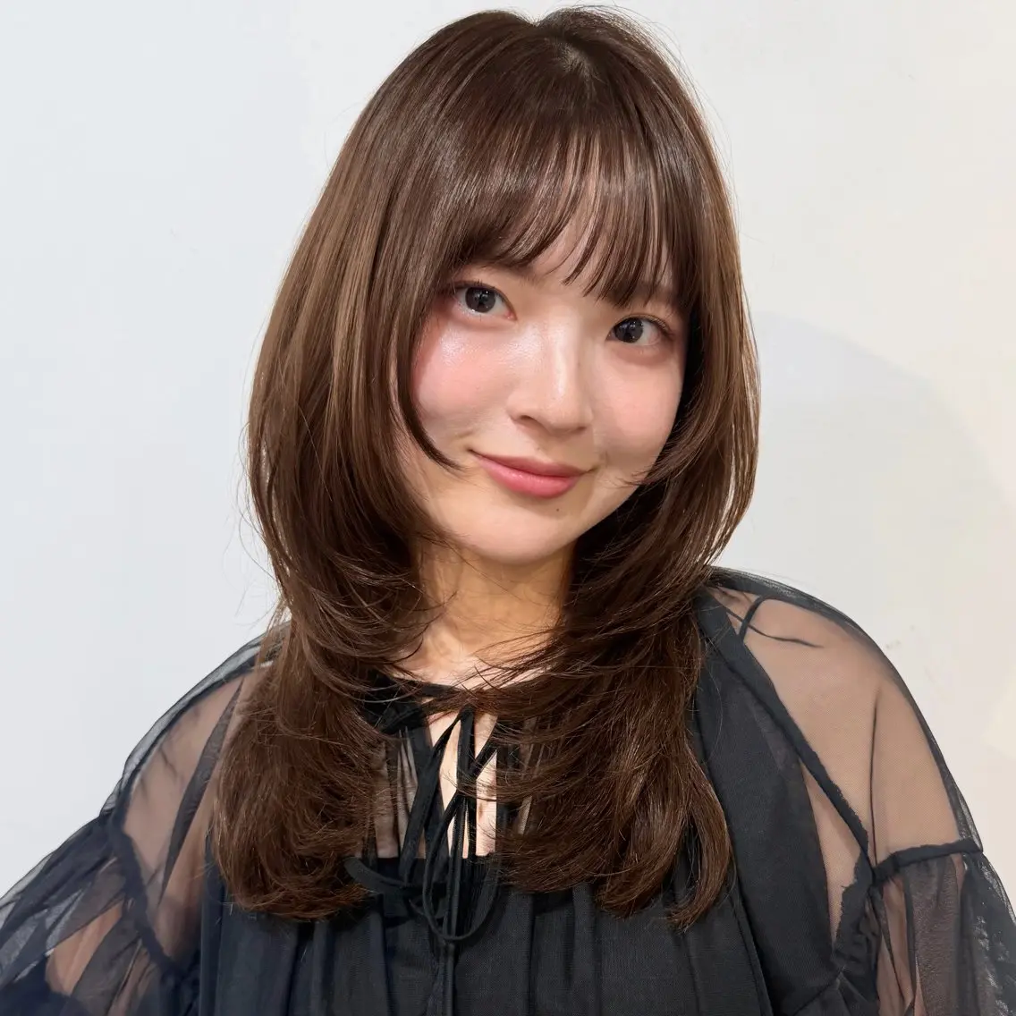 セミロング カラー 顔周りレイヤー꙳⋆ ミディアム⌇SAKIのヘアスタイル