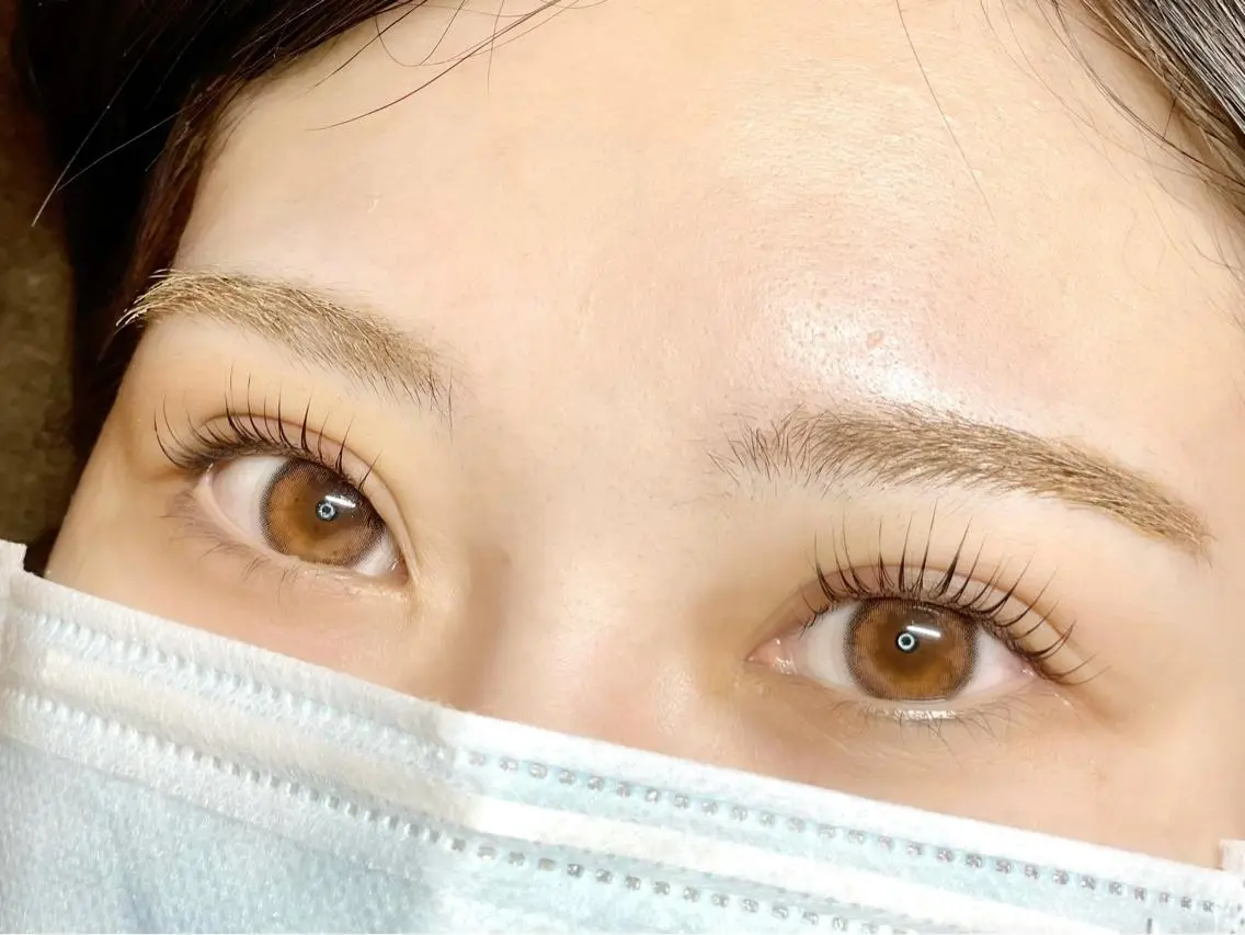 マツエク・マツパ パリジェンヌラッシュリフト lashes Francのマツエク・マツパデザイン