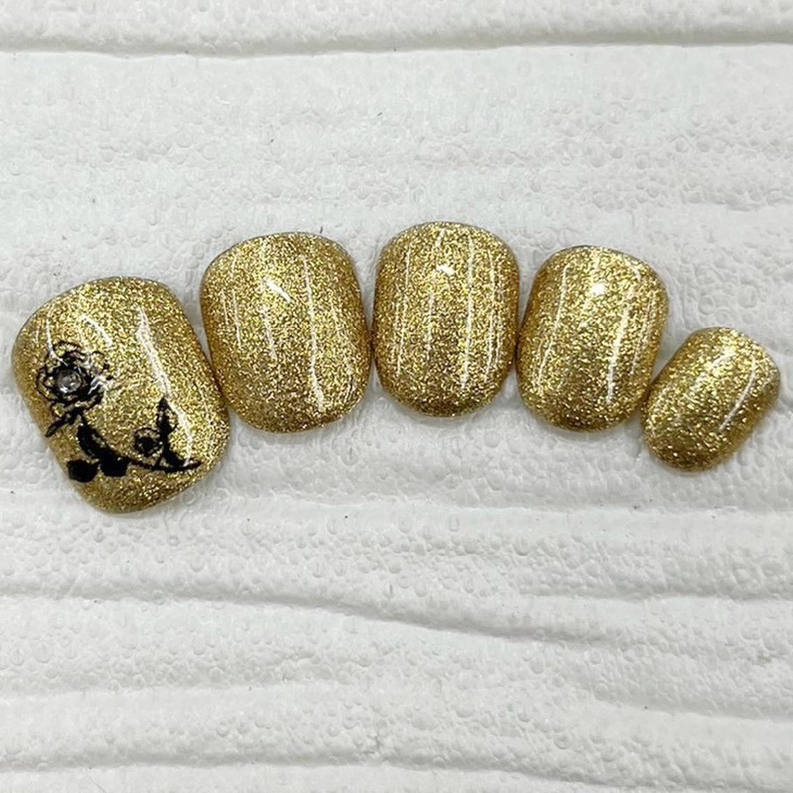 ネイル Nail salon Honey Beeのネイルデザイン