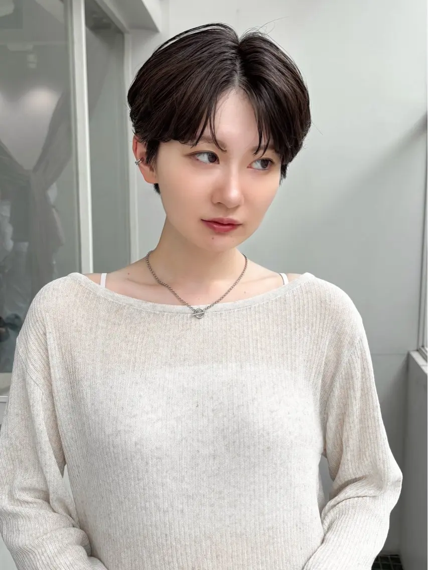 ショート 渡邊 百咲のヘアスタイル