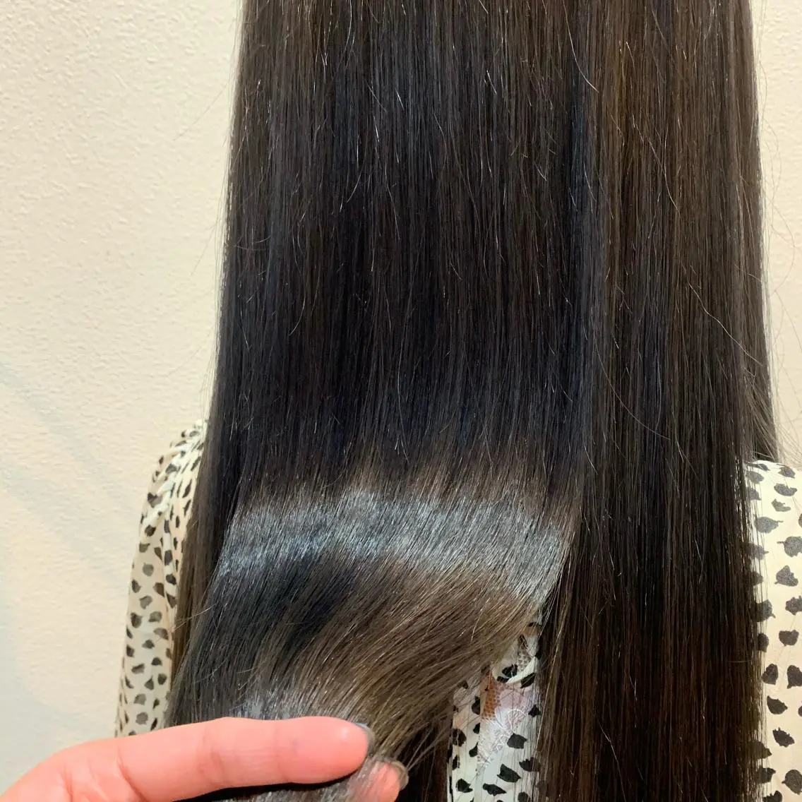 ロング カラー アッシュ アッシュグレー アッシュグレージュ グレージュ ハイトーンカラー 艶カラー/ Nanamiのヘアスタイル