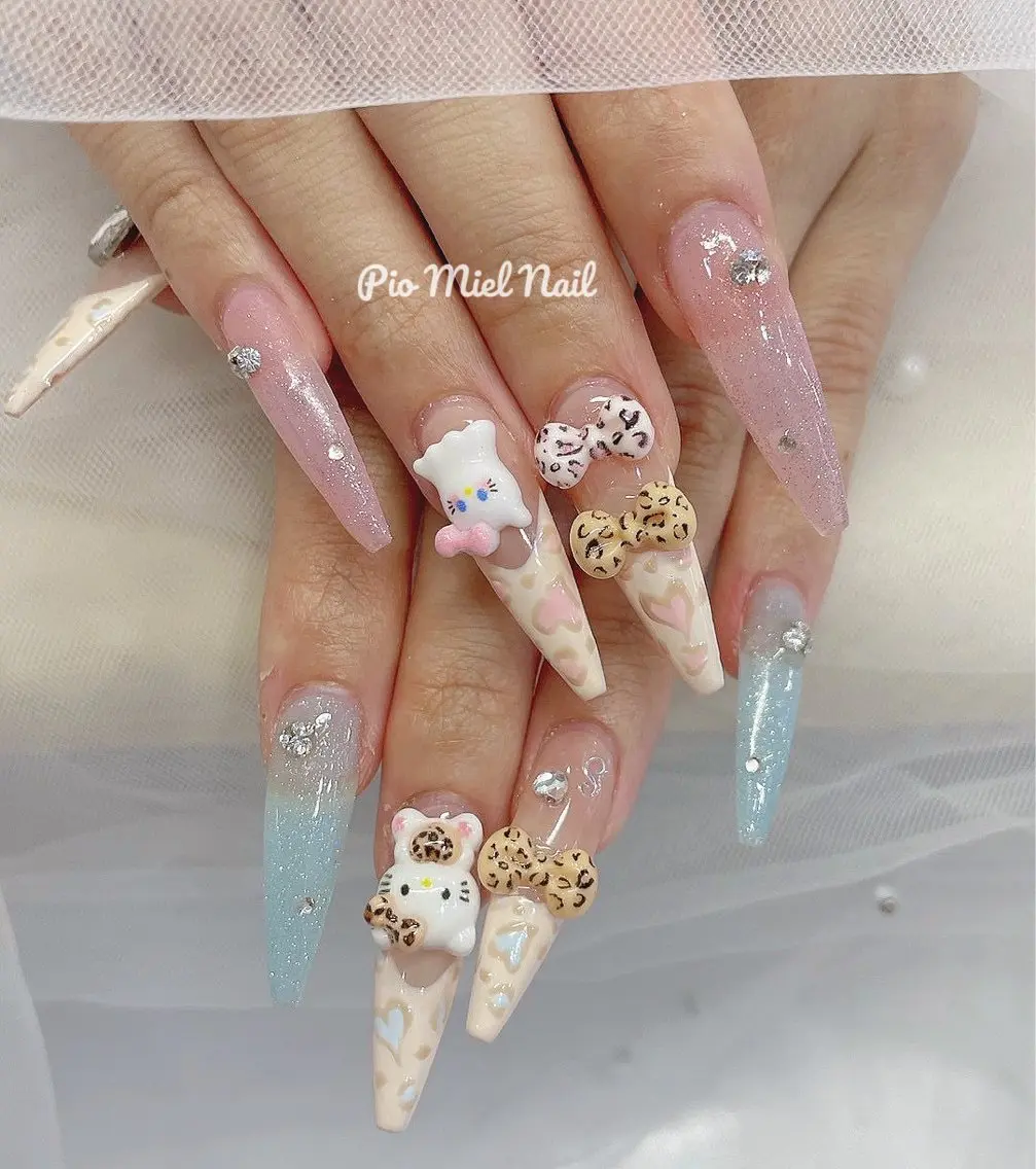 ロング ハンドネイル ハンドケア Pio Mielのネイルデザイン