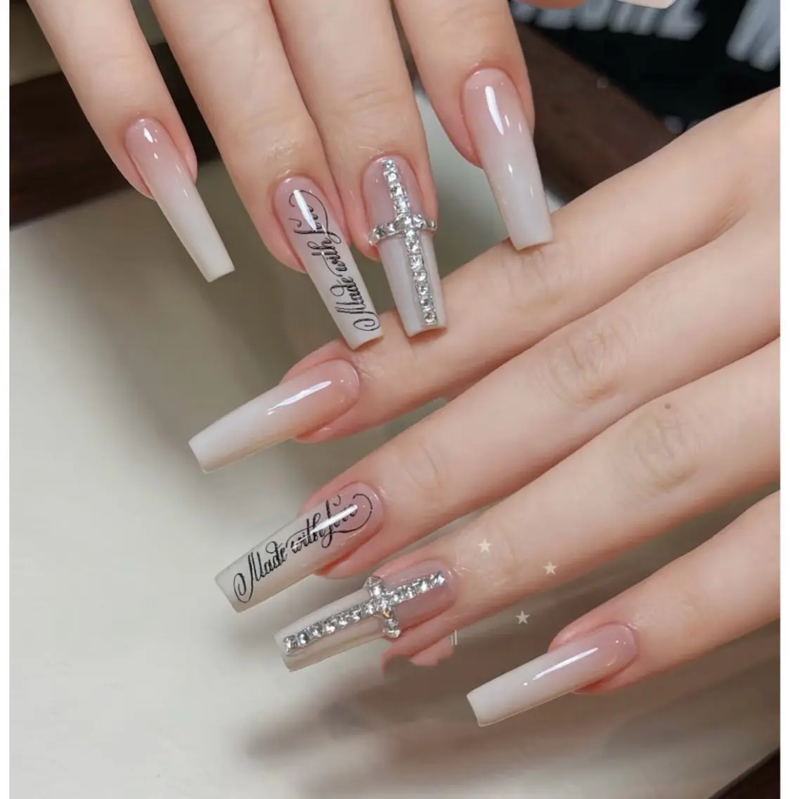 ネイル ハンドネイル Dione Nail きよみのネイルデザイン