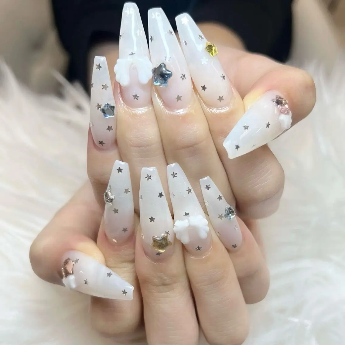 ネイル チークネイル 長さ出し フットネイル マグネットネイル 持ち込み ハンドネイル ANH NAIL ゴテゴテ専門店💎のネイルデザイン
