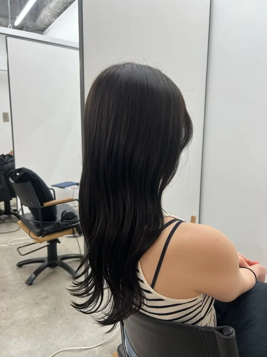 ロング パーマ×透明感カラー MIOのヘアスタイル