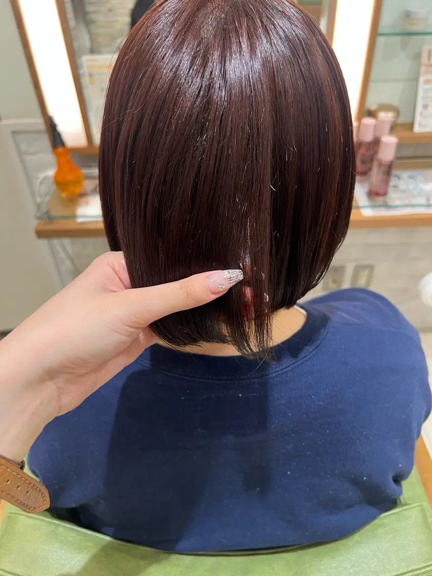 ショート カット ヘアカラー 山口 愛紗花のヘアスタイル