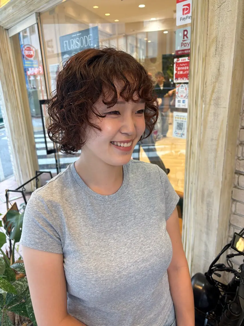 ミディアム パーマ 🪐海外hair/パ ーマ/暖色/ミミ🌻のヘアスタイル