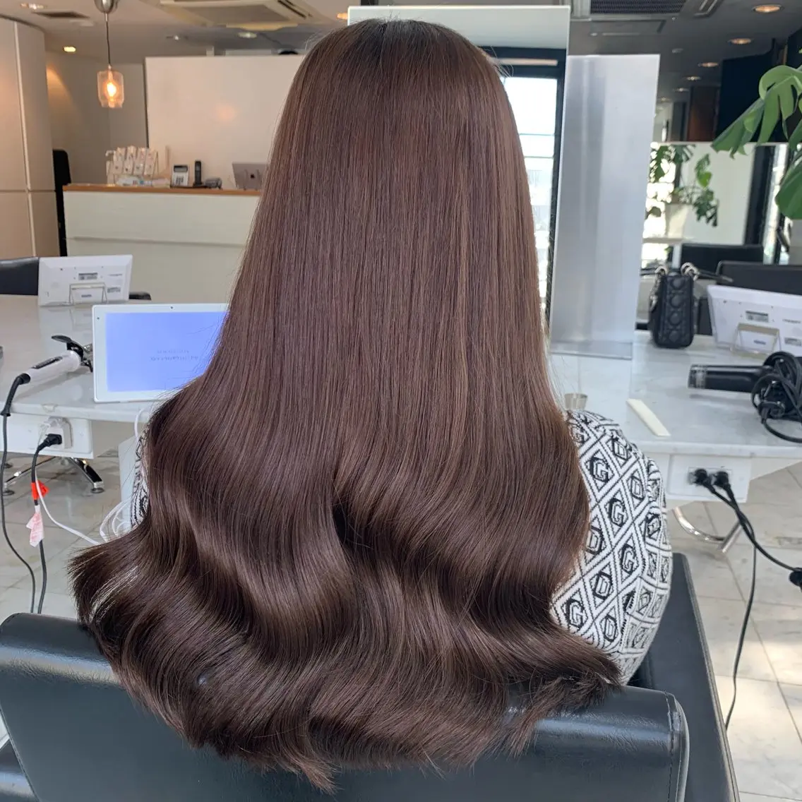 ロング カラー ロング トリートメント RYOSUKE ハイトーンのヘアスタイル