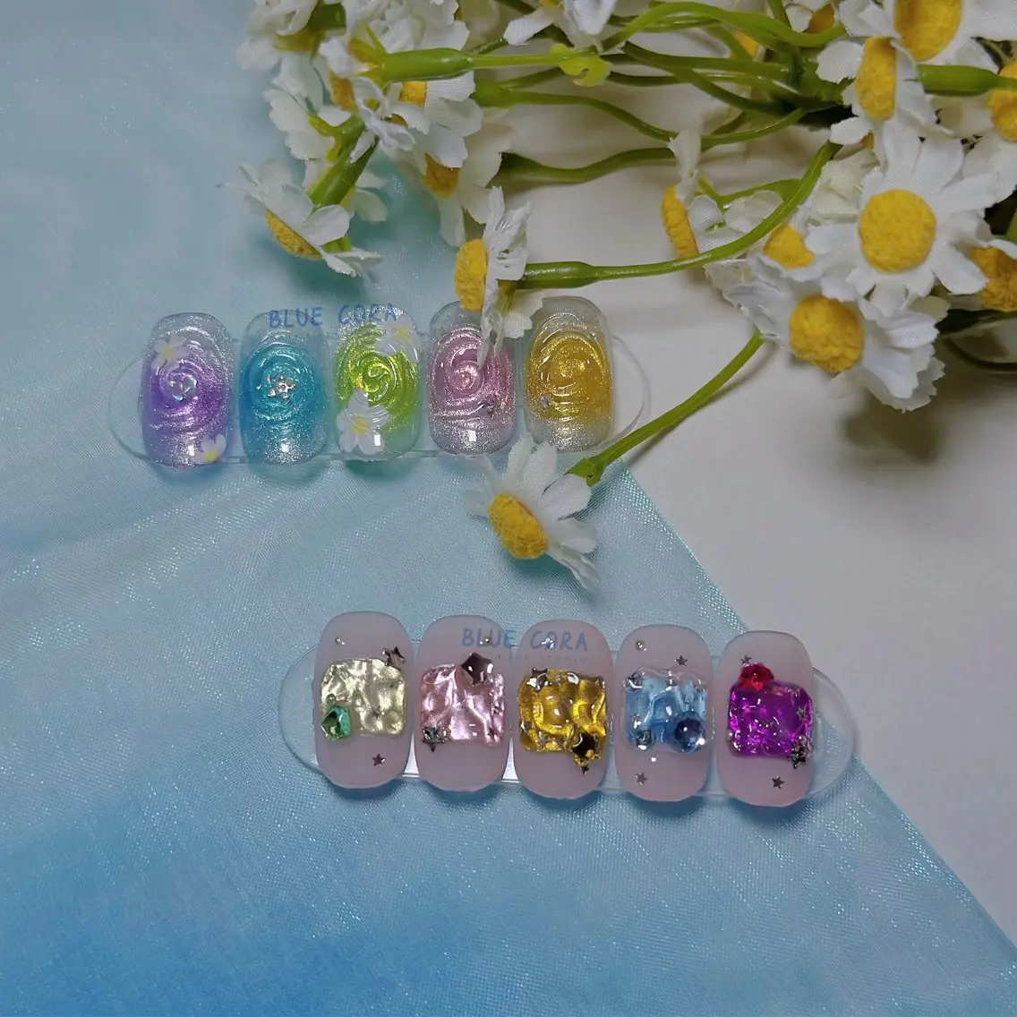 ネイル BLUE CORAのネイルデザイン
