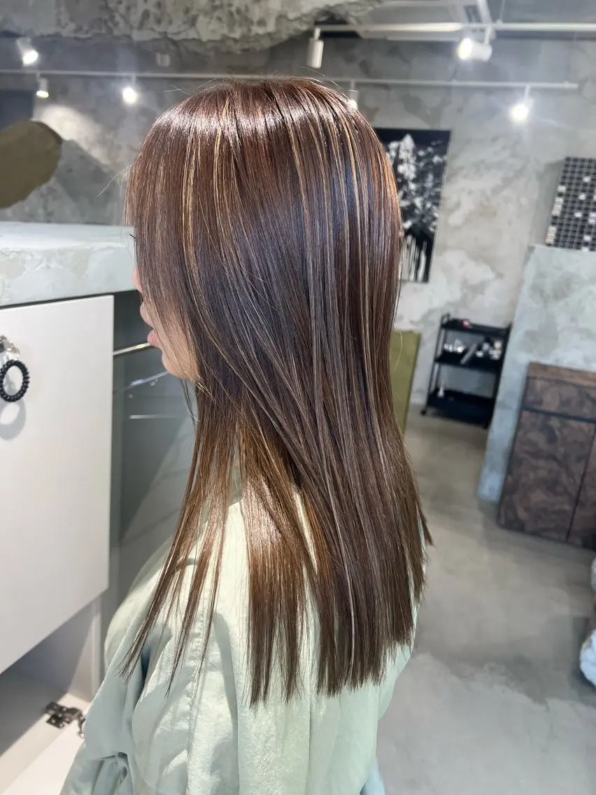 ロング eim AYUKAのヘアスタイル