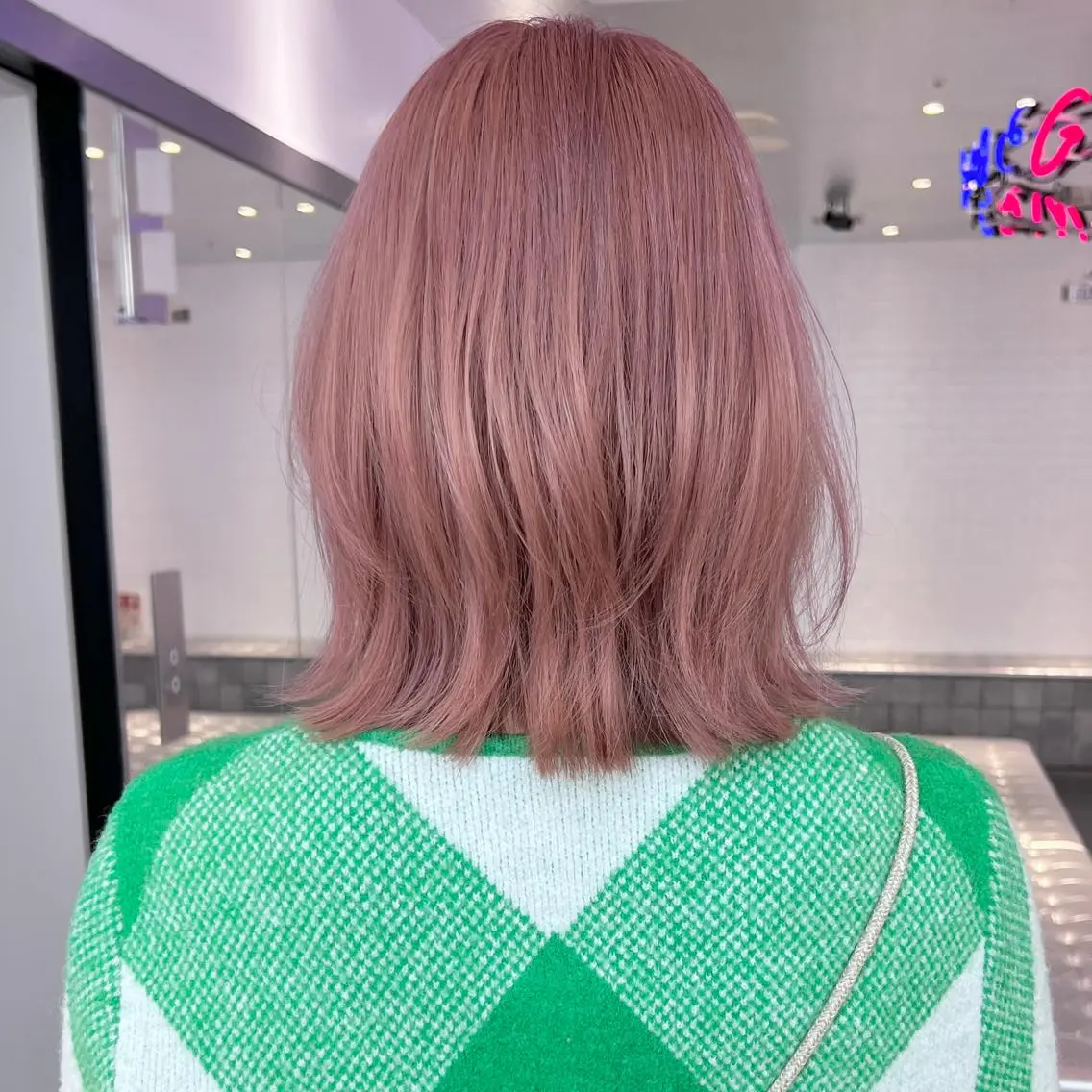 ロング カラー ヘアアレンジ ブリーチ ハイトーンカラー ピンクカラー ヘアカラー トリートメント 天神レイヤーカット No.1💖マユカのヘアスタイル
