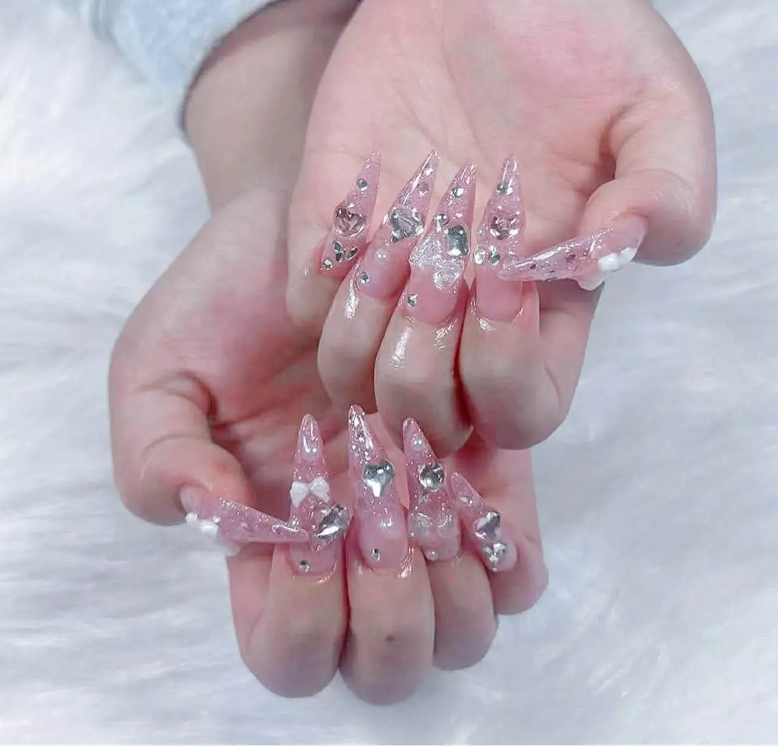 ネイル Hin Hana Nailのネイルデザイン