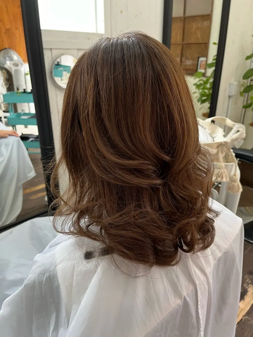 ミディアム 紙屋 隼人のヘアスタイル