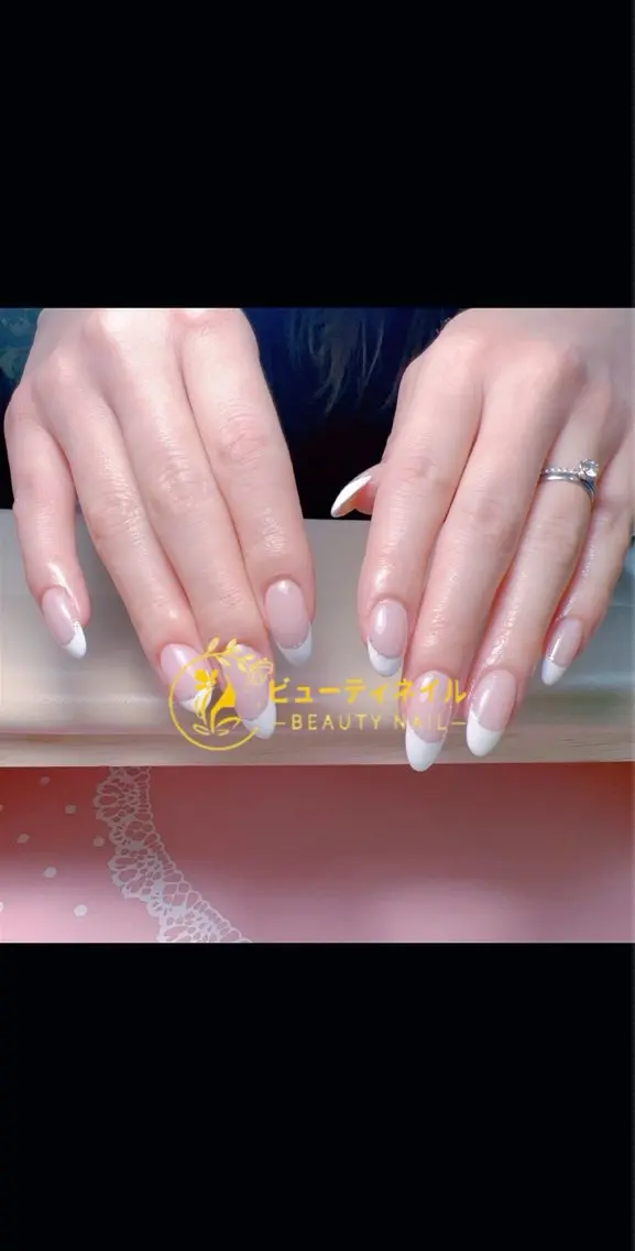 ネイル 長さ出し ジェルネイル Moonstone Salonのネイルデザイン