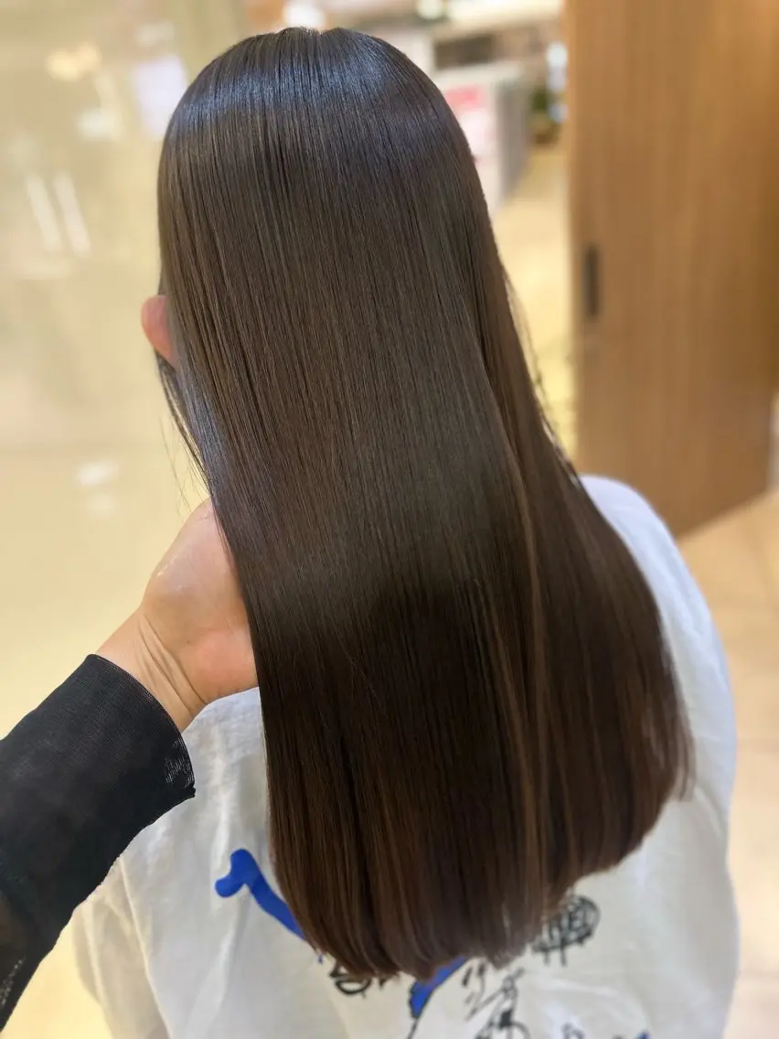 【✨艶が欲しい方にオススメ！✨】似合わせカット+シャンプー+シナジーケアプラストリートメントの写真