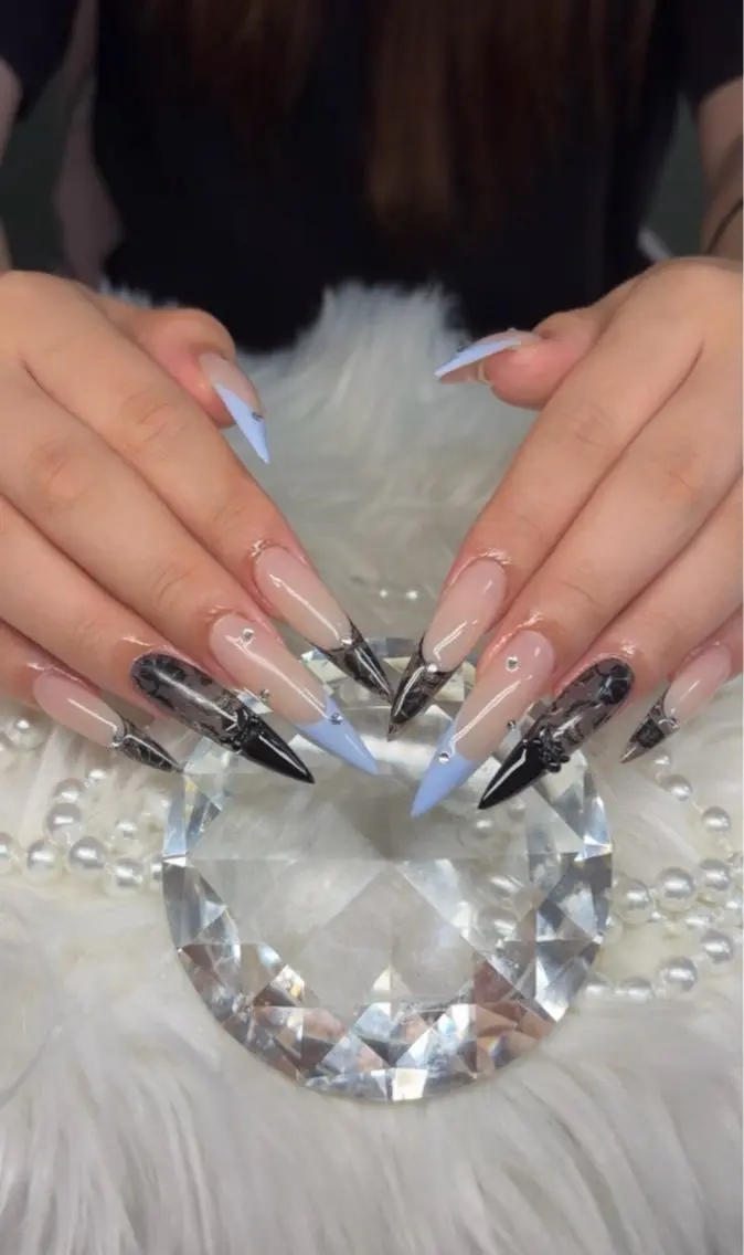 ネイル アートネイル オーロラネイル チークネイル 長さ出し フットネイル ハンドネイル Chan nailsのネイルデザイン