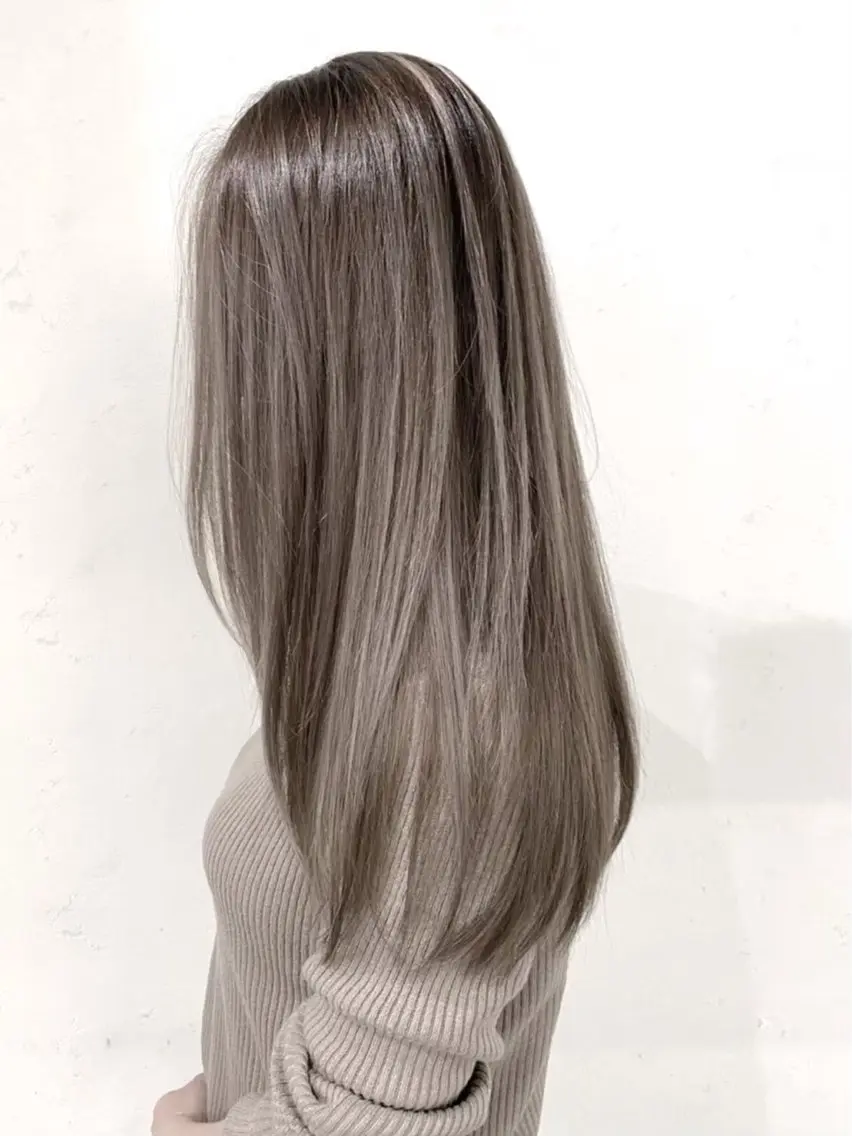 ロング カラー バレイヤージュ ブリーチ ケアブリーチ デザインカラー 髪質改善 京都駅/透明感カラー 🖤sakiのヘアスタイル