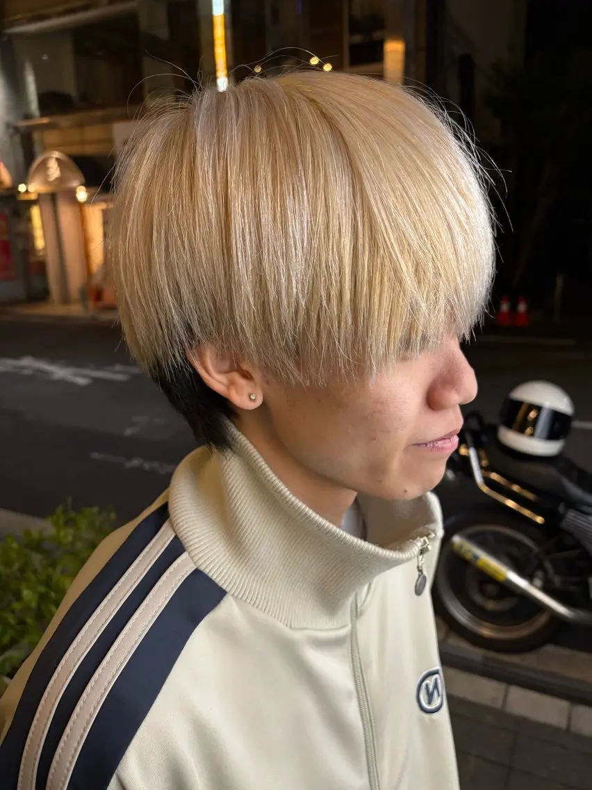 ショート ヘアカラー ブリーチカラー はりんのヘアスタイル