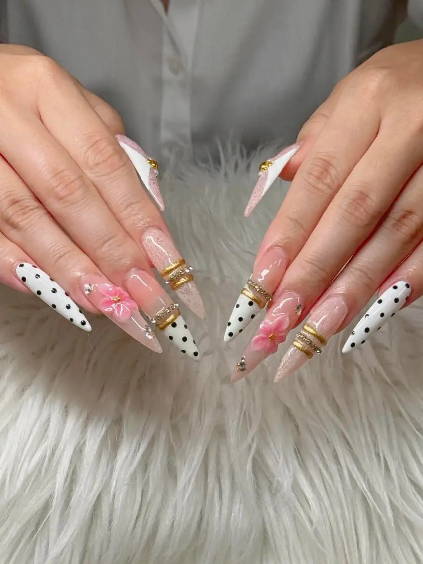 ネイル Lee Nailsのネイルデザイン