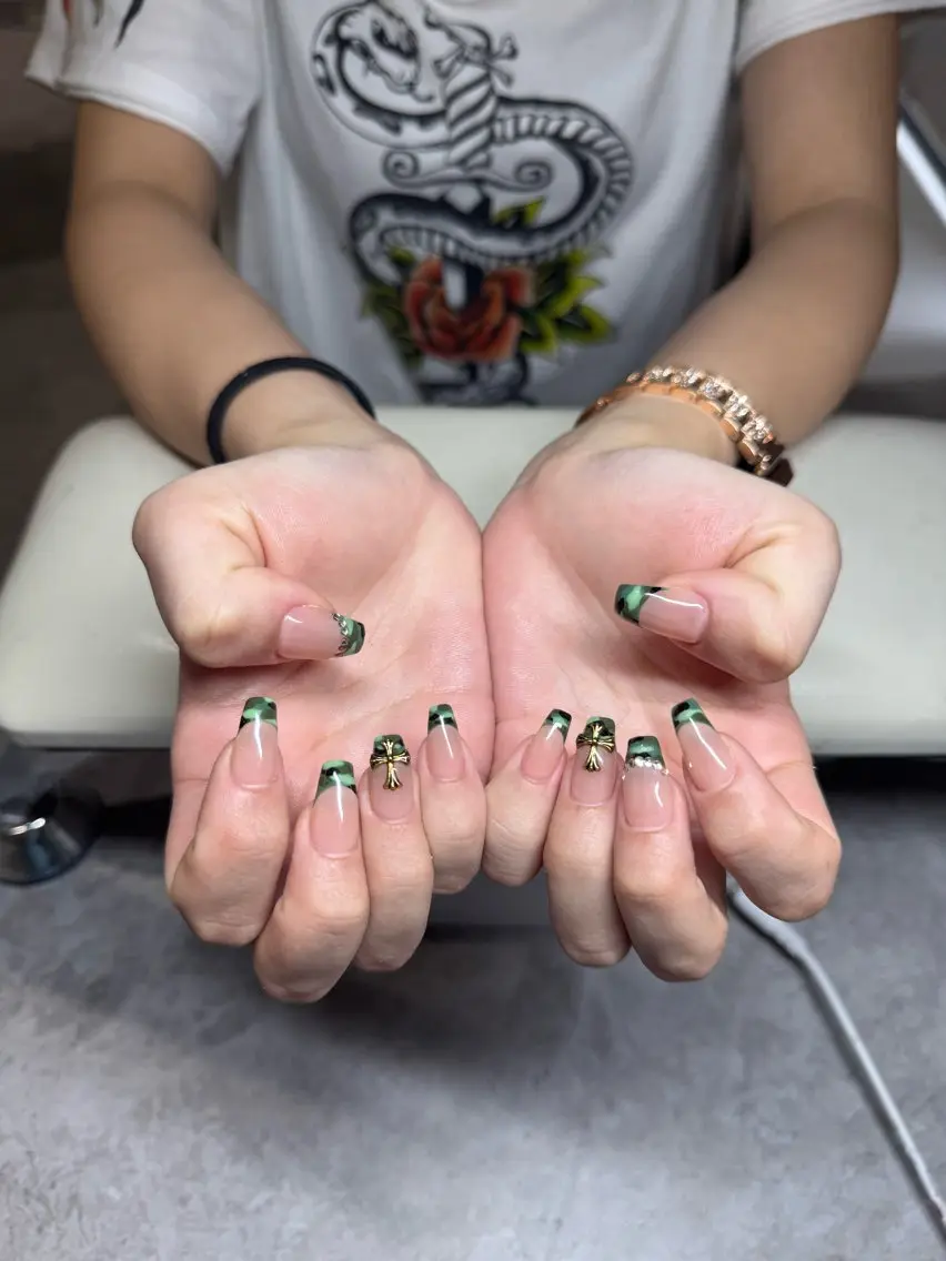 ネイル ハンドネイル IROHA NAIL 北村菜帆のネイルデザイン