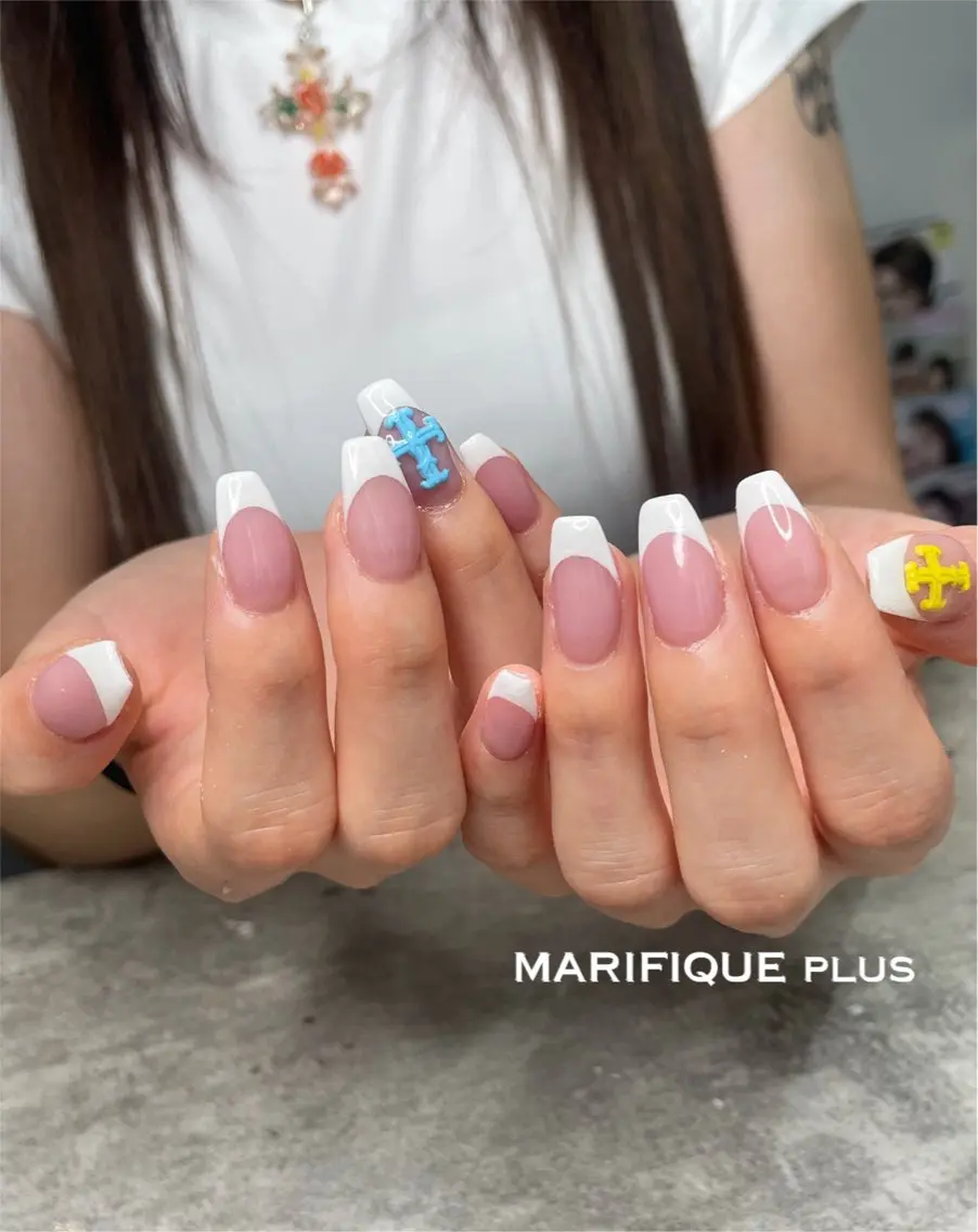 ネイル フレンチネイル スカルプネイル シンプルネイル 夏ネイル ワンホンネイル ma riのマツエク・マツパデザイン