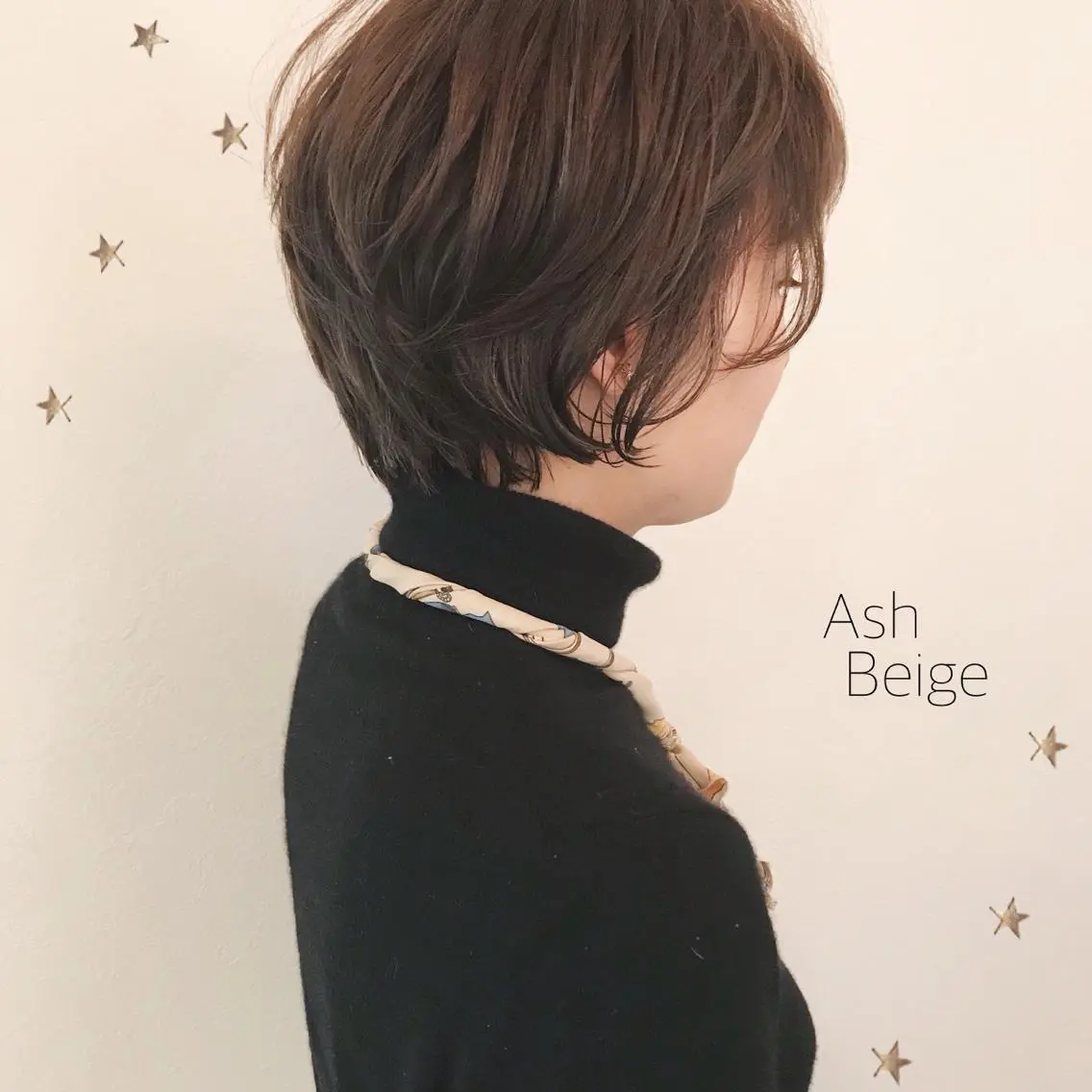 ショート カラー 市川 千夏のヘアスタイル