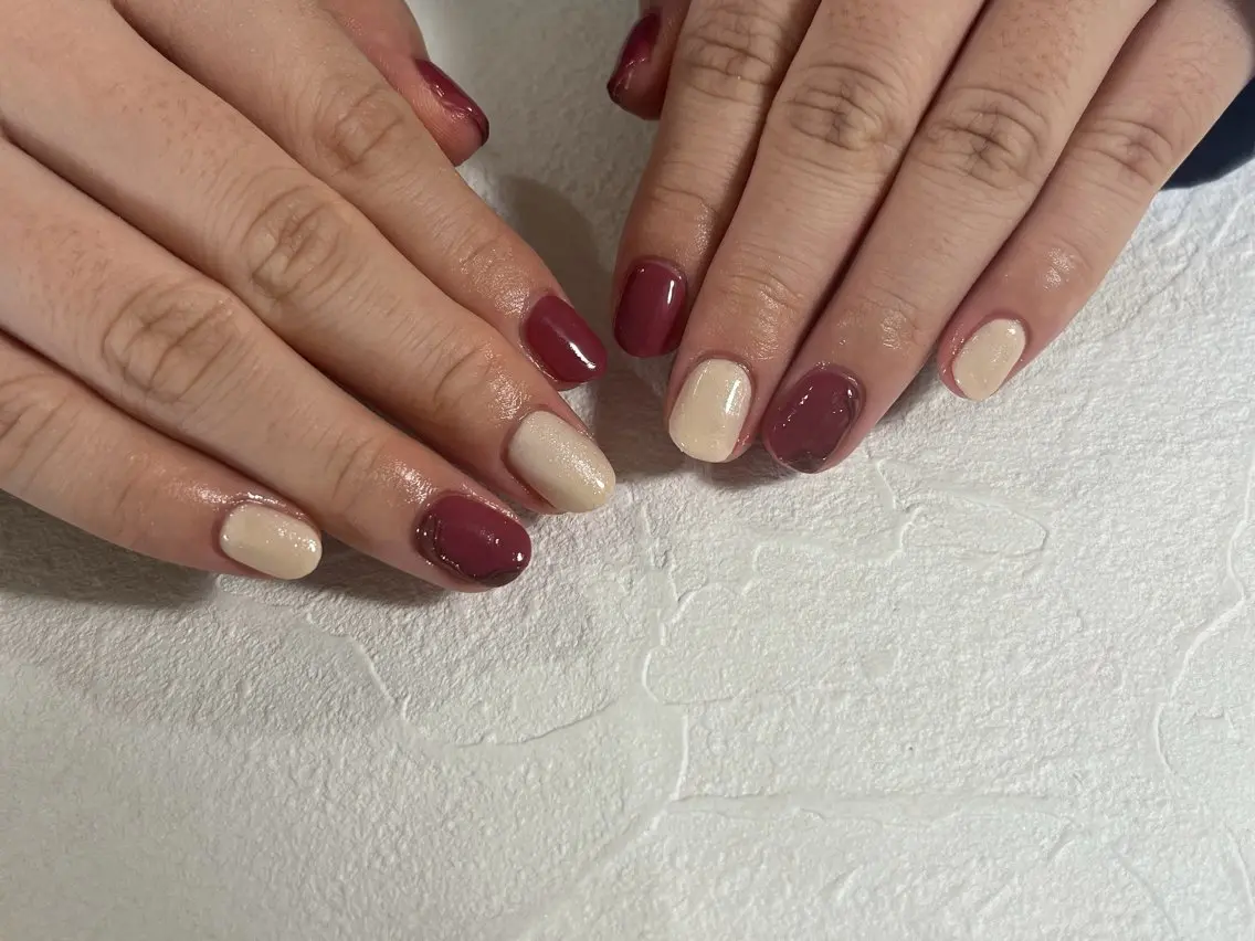 ネイル オーロラネイル フットネイル フレンチネイル ジェルネイル 韓国ネイル ハンドネイル kiki nail たまプラーザのネイルデザイン
