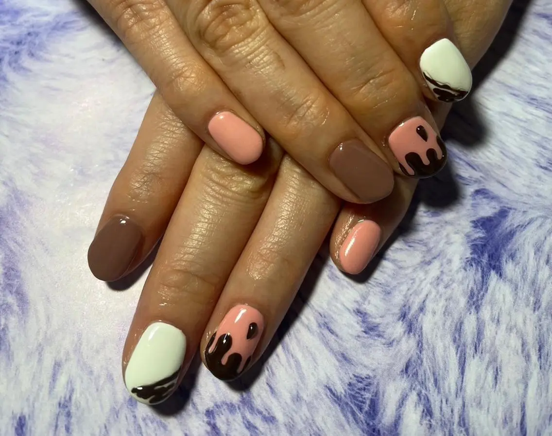 ネイル アートネイル 持ち込み nail Beeのネイルデザイン