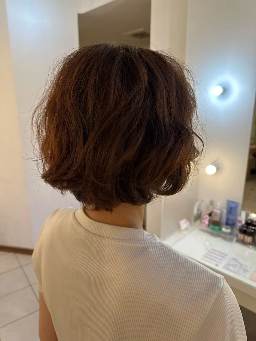 ショート パーマ ヘアアレンジ fiorista岡田 まゆこのヘアスタイル