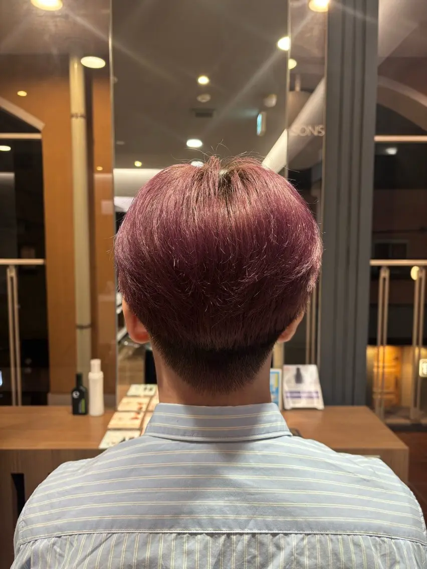 ショート カラー ヘアカラー 安藤 詩乃のヘアスタイル