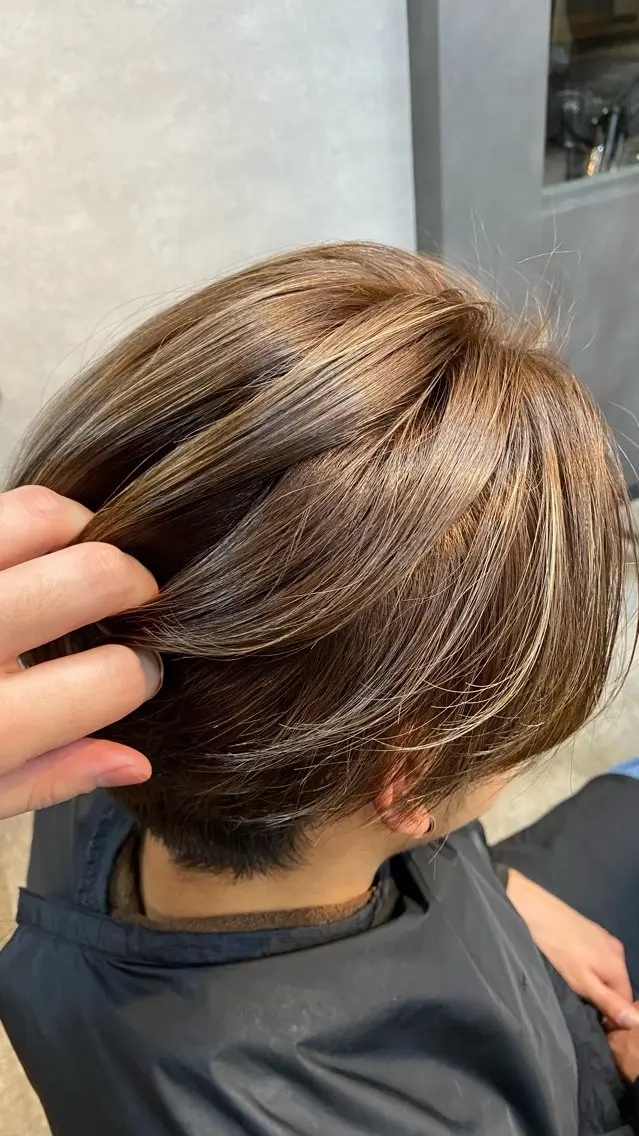 ショート カラー メンズ メンズメッシュ メッシュ 飯田 雷晟のヘアスタイル