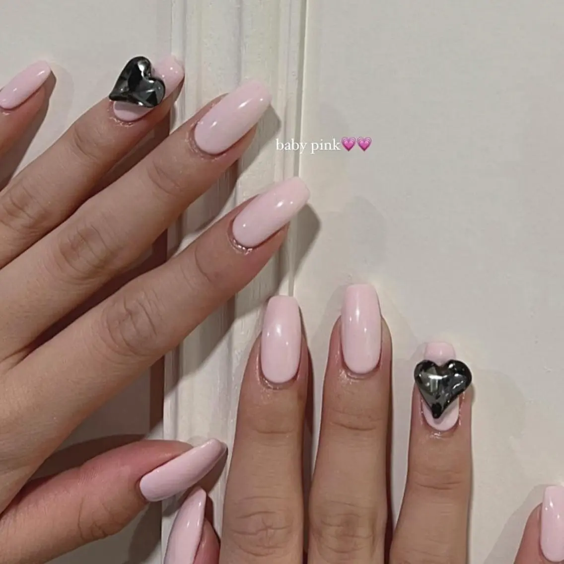 ネイル ハンドネイル 🦋y y Nail 🤍のネイルデザイン