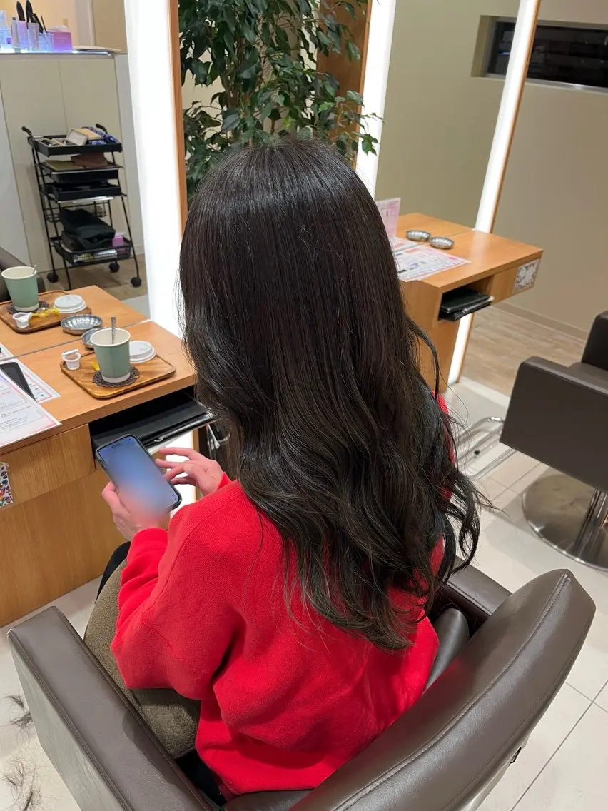 ロング カラー 五十嵐 眞子のヘアスタイル