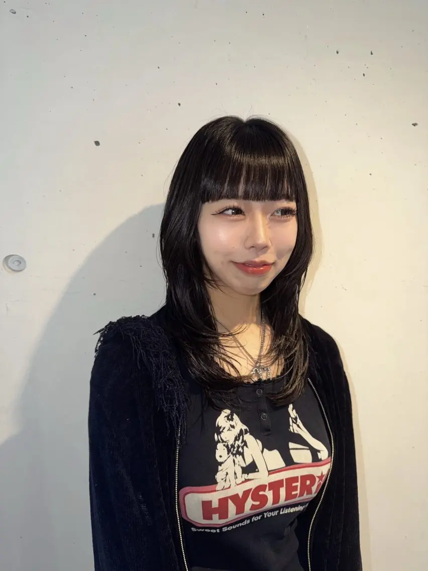 セミロング カット YAMADA KEITAのヘアスタイル