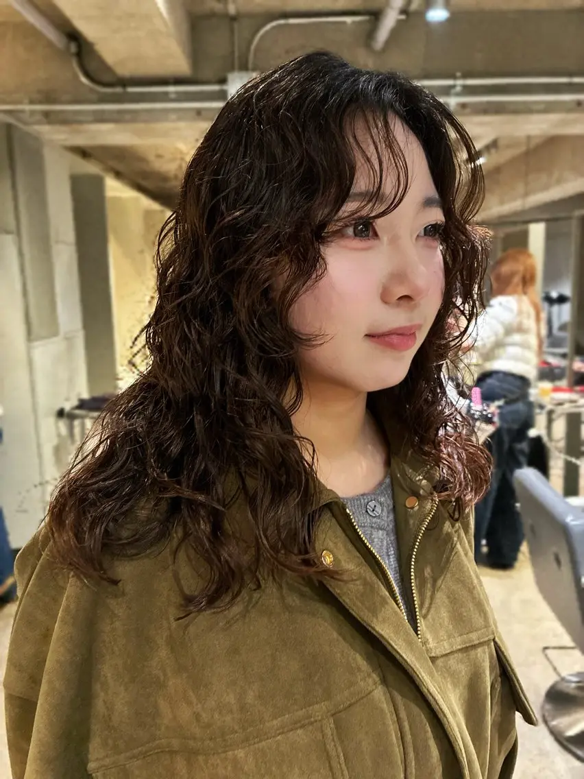 セミロング パーマ セミロングパーマ レイヤーカット デジタルパーマ レイヤーパーマ 竹之内竜矢のヘアスタイル