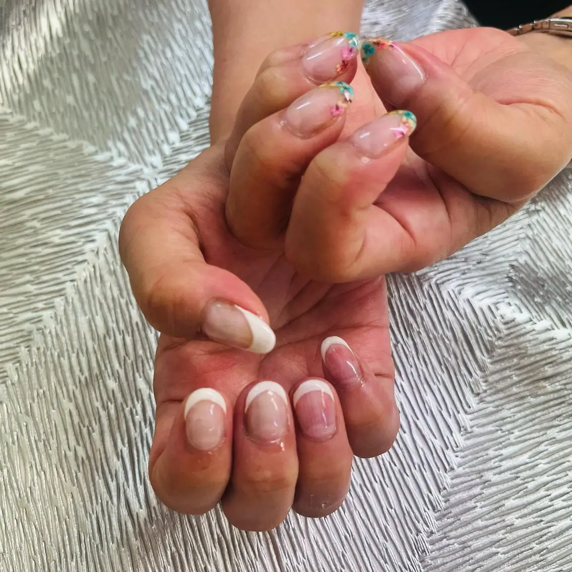 ネイル フレンチネイル Briwa✨nail 💅enoi ❤︎のネイルデザイン